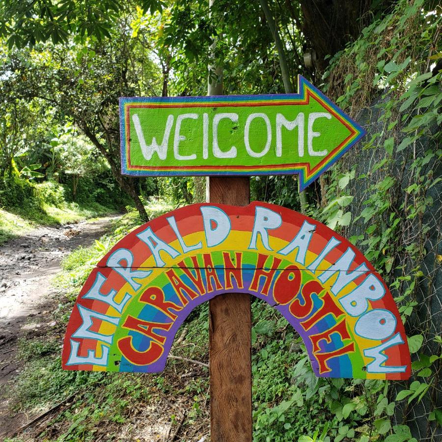 Rainbow Caravan Hostel Las Pilas Exterior foto