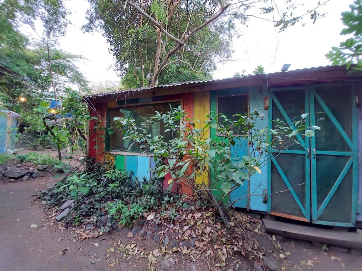 Rainbow Caravan Hostel Las Pilas Exterior foto